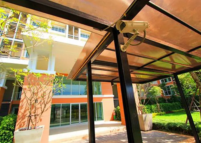 Grow Residences 酒店