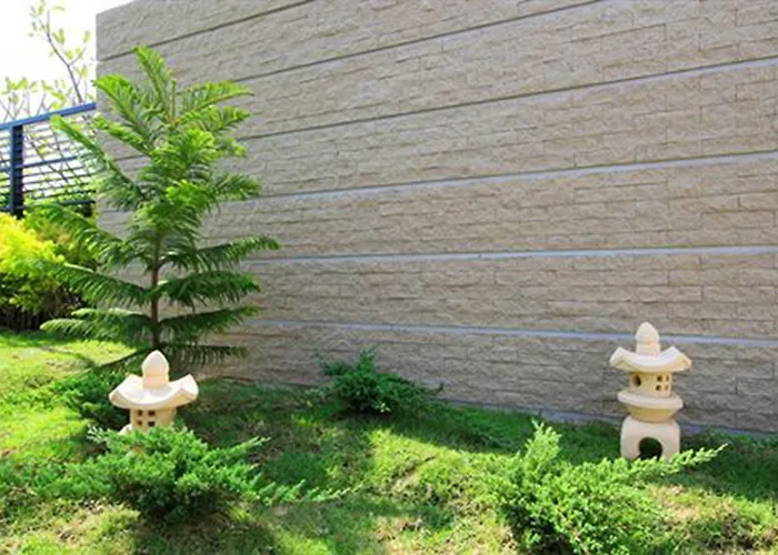 Grow Residences 酒店